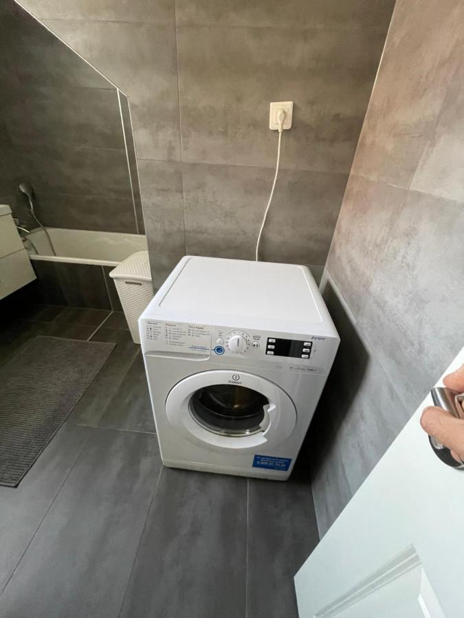 Appartement Bes,, Chaleureux Et Confortable Avec Entree Independante 怀顿黑姆 外观 照片