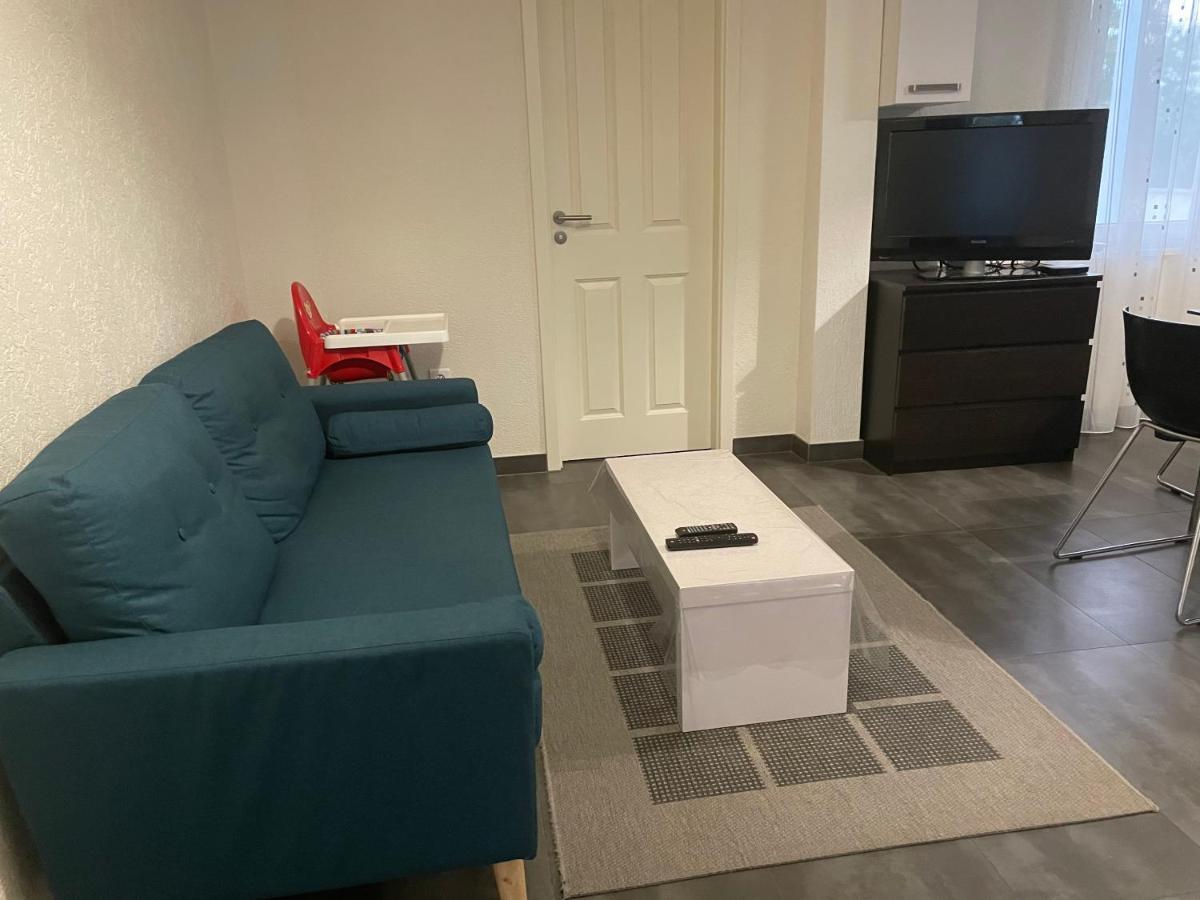 Appartement Bes,, Chaleureux Et Confortable Avec Entree Independante 怀顿黑姆 外观 照片