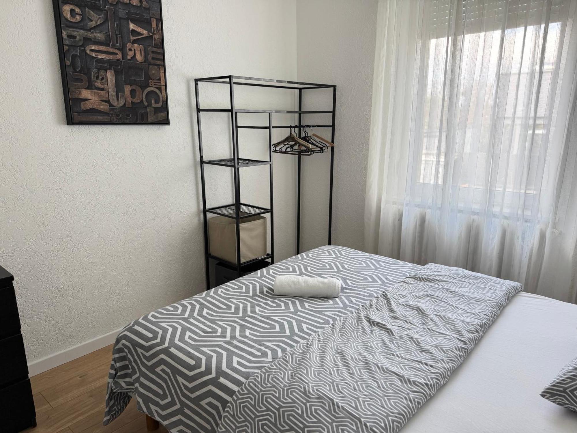 Appartement Bes,, Chaleureux Et Confortable Avec Entree Independante 怀顿黑姆 外观 照片